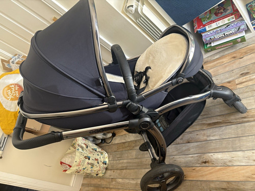 Egg navy and chrome travel - navy,